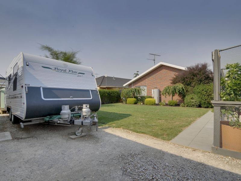 40 Vincent Blvd, Trafalgar VIC 3824