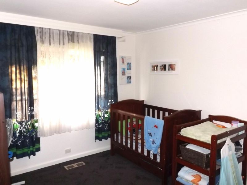 23 Kitchener Street, Trafalgar VIC 3824