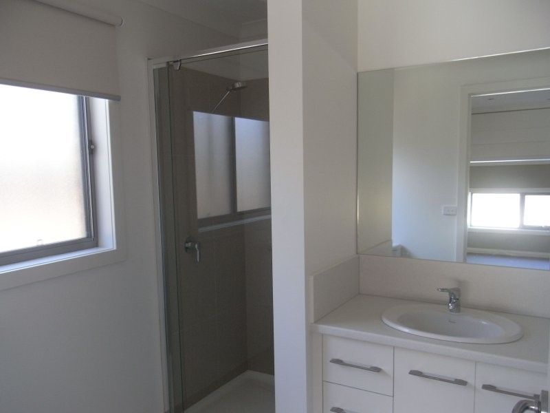 2 Poplar Close, Trafalgar VIC 3824