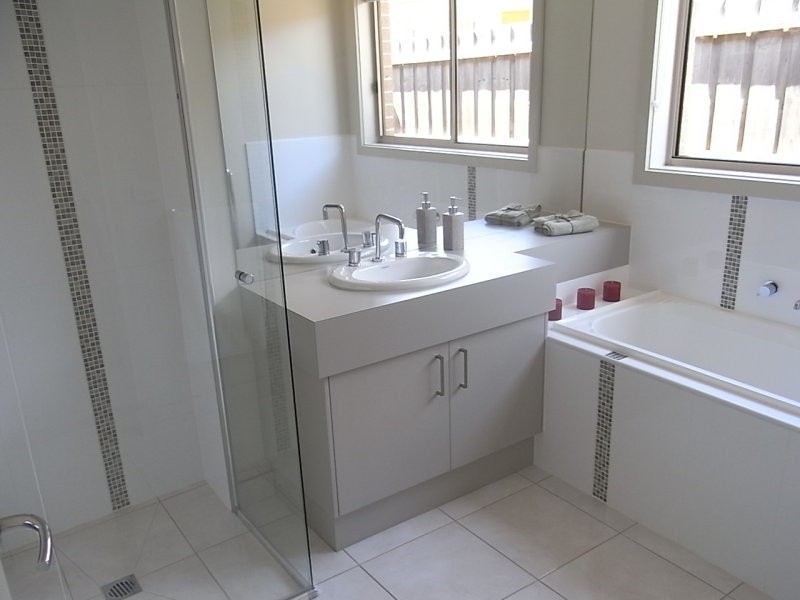 1 Chestnut Street, Trafalgar VIC 3824