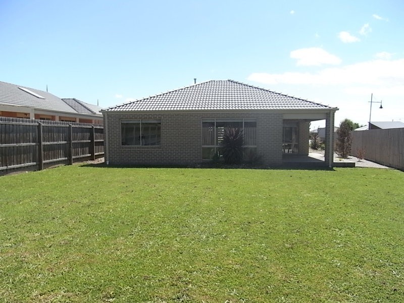 1 Chestnut Street, Trafalgar VIC 3824