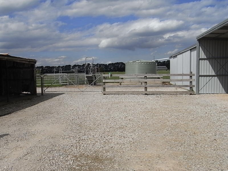 824 Waterloo Road, Trafalgar VIC 3824