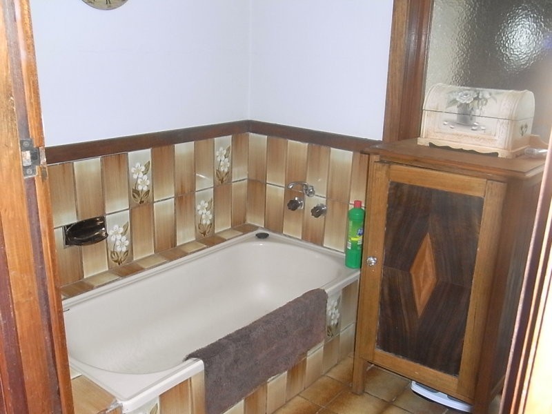 2408 Willow Grove Road, Hill End VIC 3825