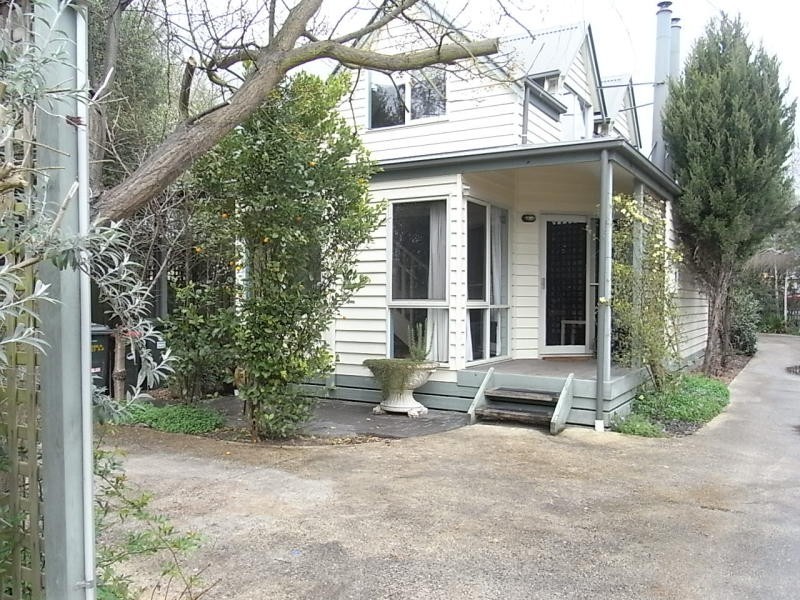 16 Campbell Street, Yarragon VIC 3823