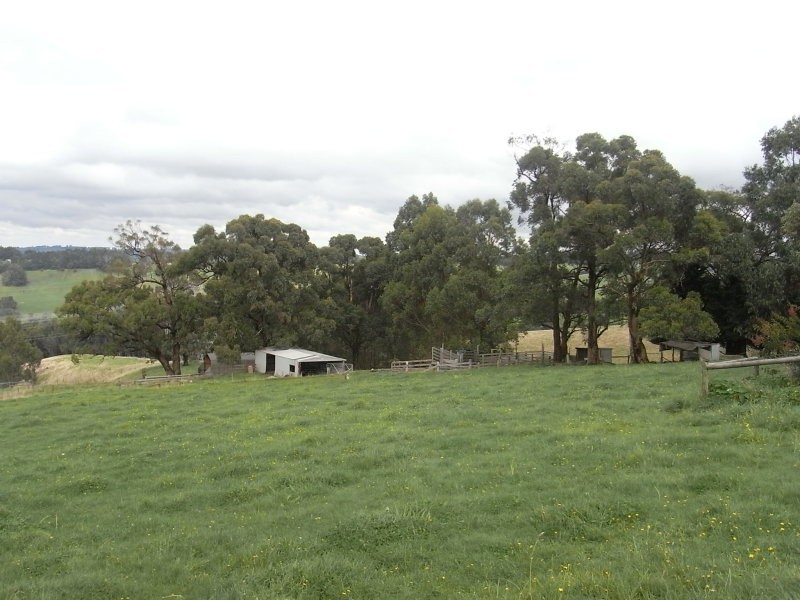 14 Genaro Road, Moe South VIC 3825