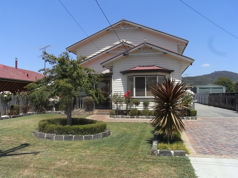 33 Kitchener Street, Trafalgar VIC 3824