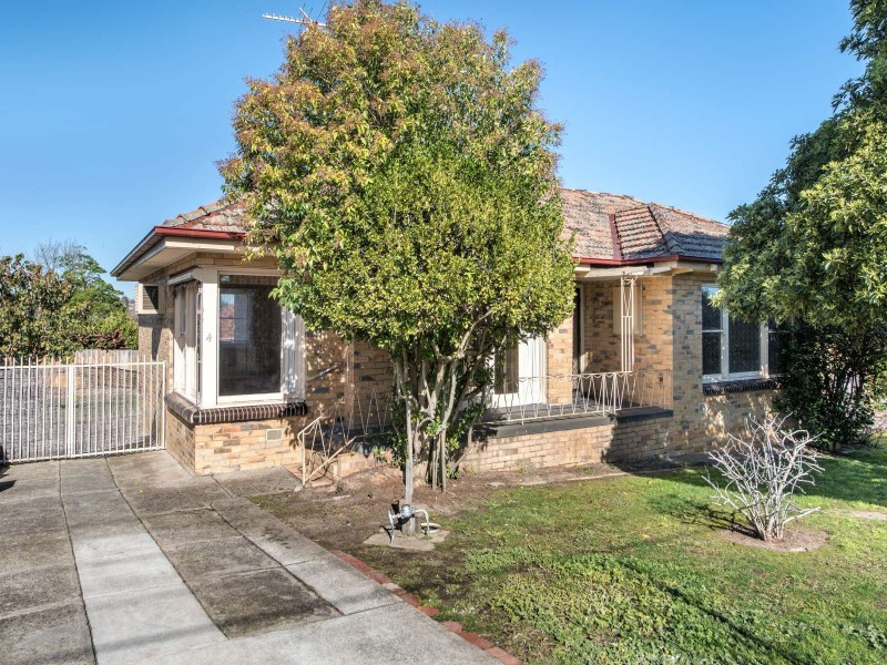 4 Trawool Street, Box Hill North VIC 3129