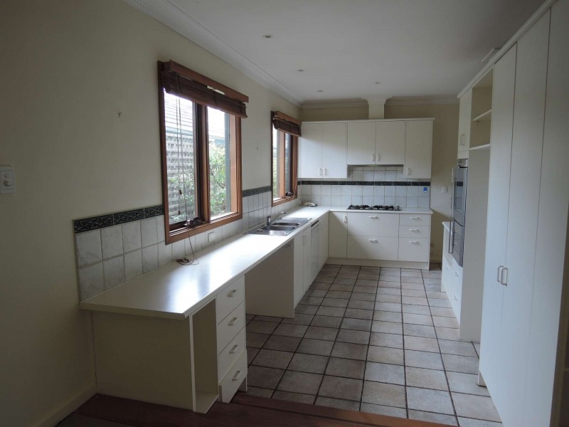 19 Beaver Street, Box Hill South VIC 3128