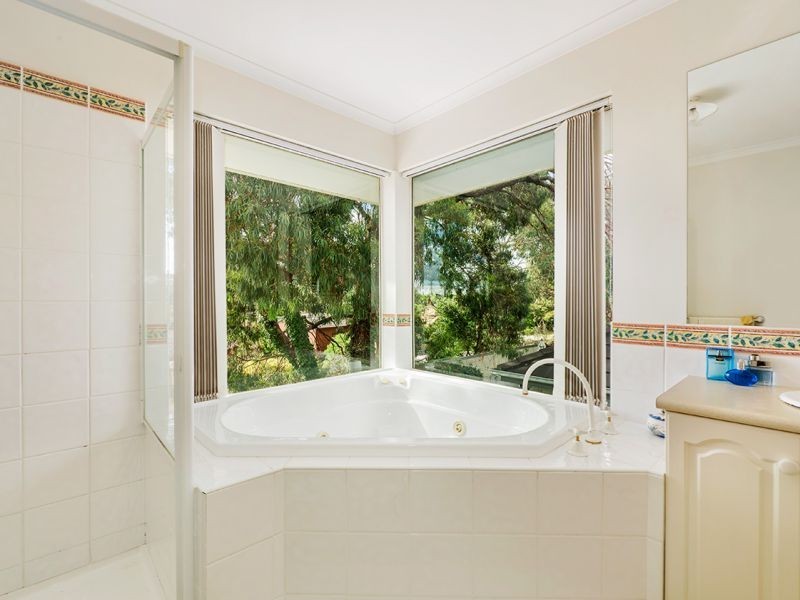 12 Arlington Walk, Vermont VIC 3133