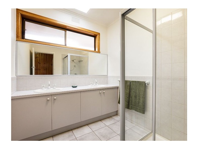 2 Roselea Street, Box Hill North VIC 3129