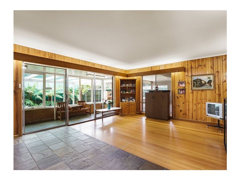 2 Roselea Street, Box Hill North VIC 3129