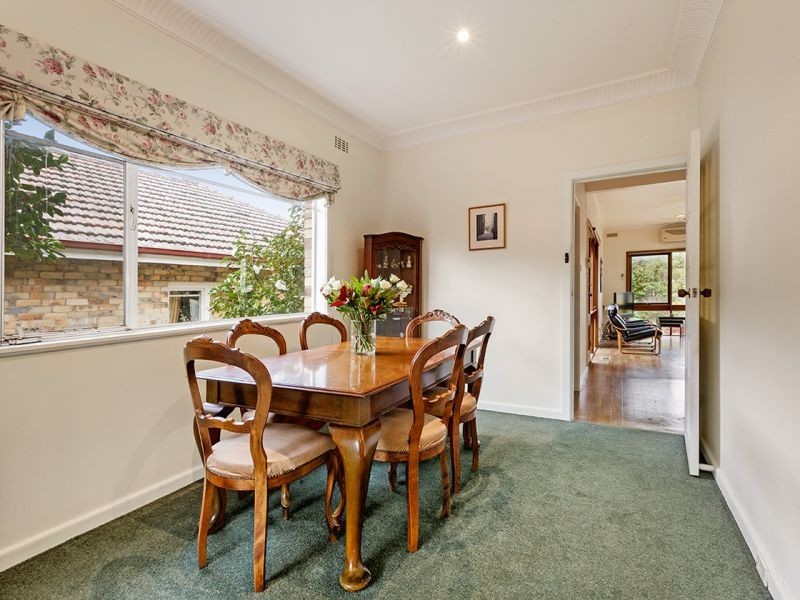 4 Surrey Street, Box Hill South VIC 3128
