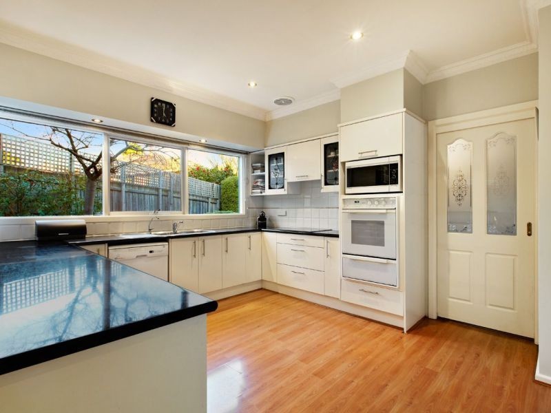62 Woodhouse Grove, Box Hill North VIC 3129