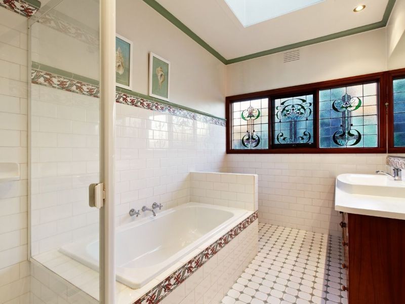 62 Woodhouse Grove, Box Hill North VIC 3129