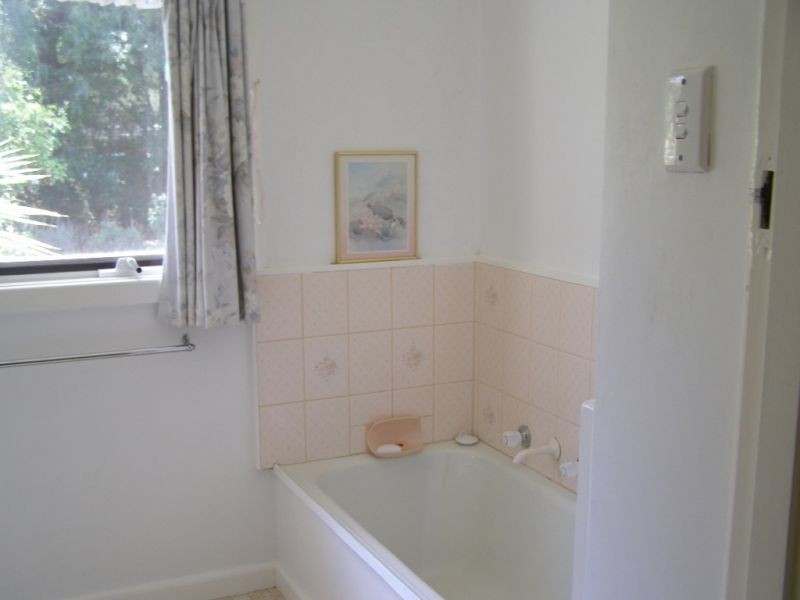 27 Saxton Street, Box Hill North VIC 3129