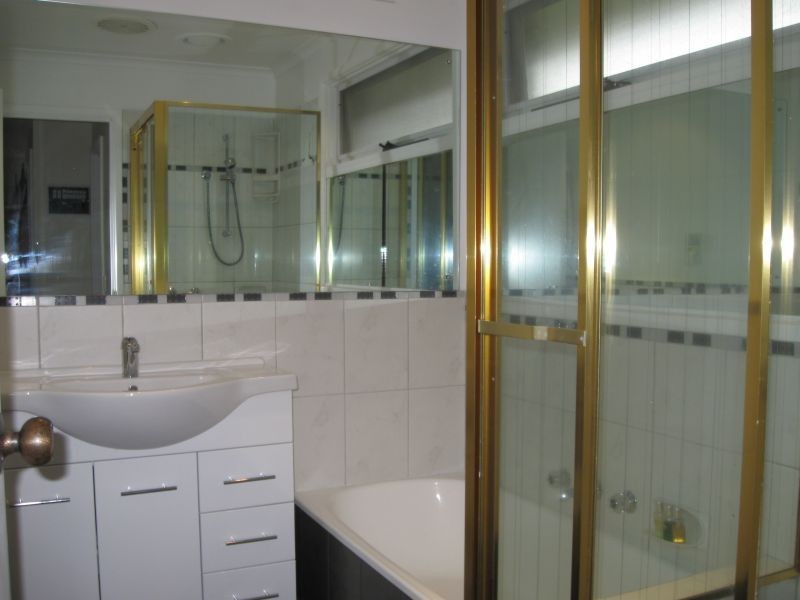 1/21 Wellington Road, Box Hill VIC 3128