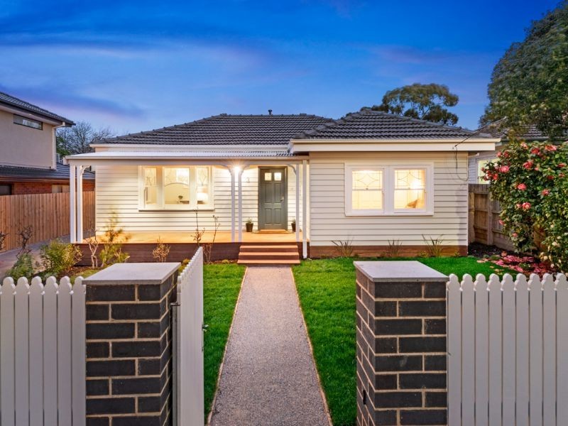 1/3 Branksome Grove, Blackburn South VIC 3130