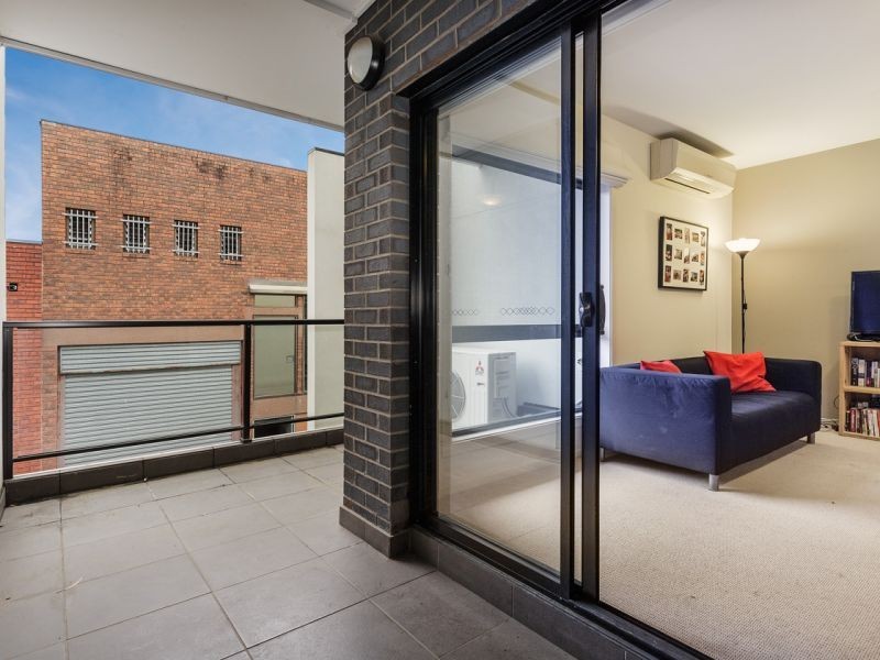 18/41 Harrow Street, Box Hill VIC 3128
