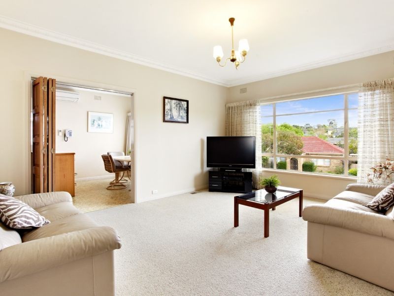 10 Morley Crescent, Box Hill North VIC 3129