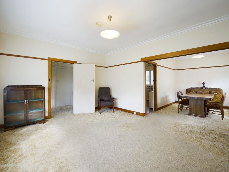 4 Standard Avenue, Box Hill VIC 3128