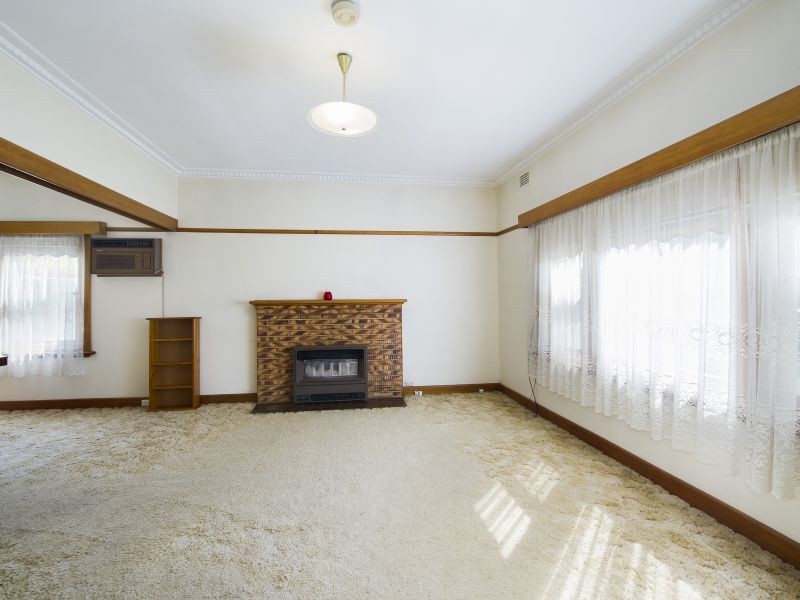 4 Standard Avenue, Box Hill VIC 3128