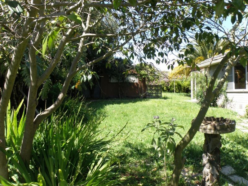 2/28 Edwards Street, Burwood VIC 3125