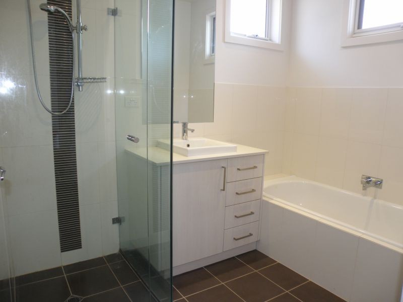 1A Poole Street, Burwood VIC 3125