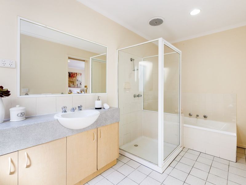 10/33 Hopetoun Parade, Box Hill VIC 3128