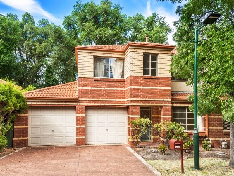 13 Peppermint Grove, Box Hill South VIC 3128