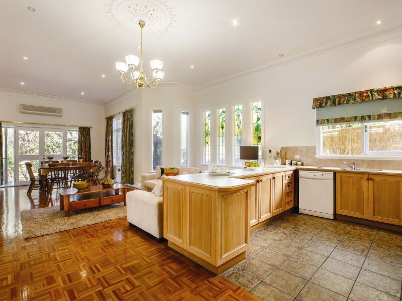 12 Marden Street, Canterbury VIC 3126