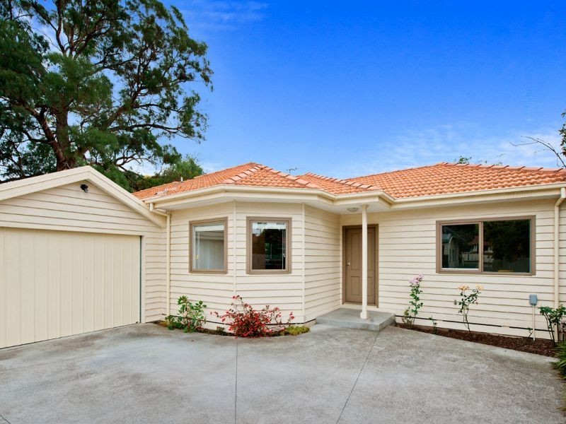 2/15 Hill Street, Box Hill South VIC 3128