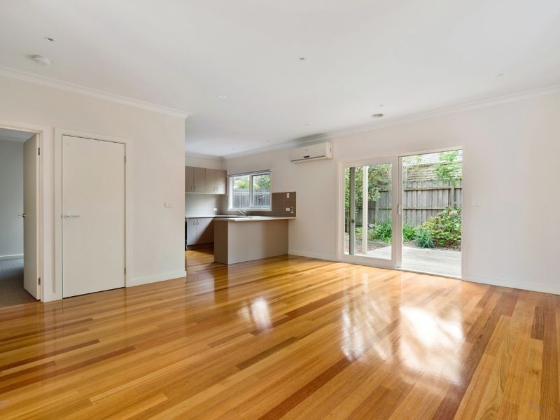 2/15 Hill Street, Box Hill South VIC 3128