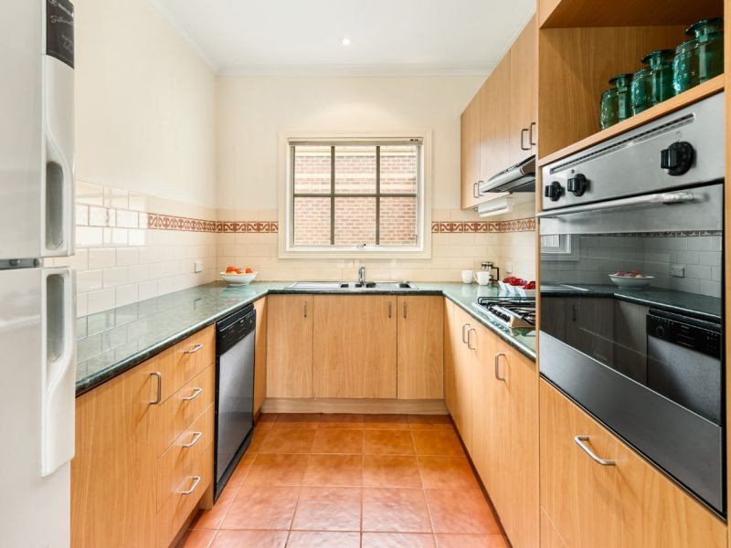 3/111 Strabane Avenue, Balwyn VIC 3103