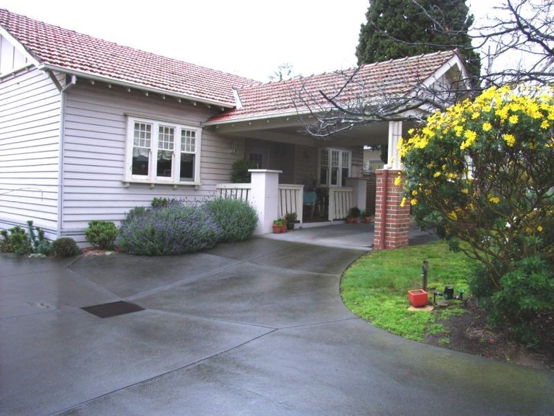 9 Boronia Street, Surrey Hills VIC 3127