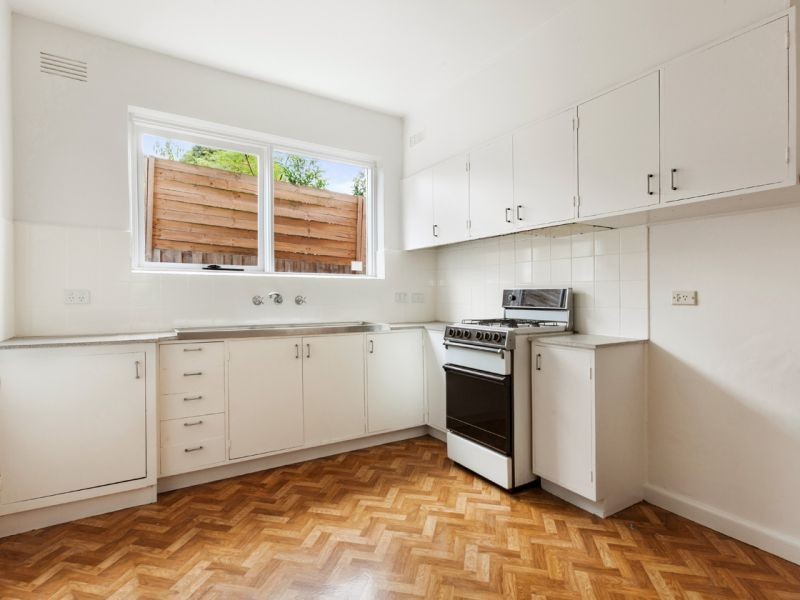 6/18 Louise Avenue, Mont Albert VIC 3127