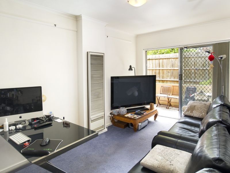 2/25 Ashted Road, Box Hill VIC 3128