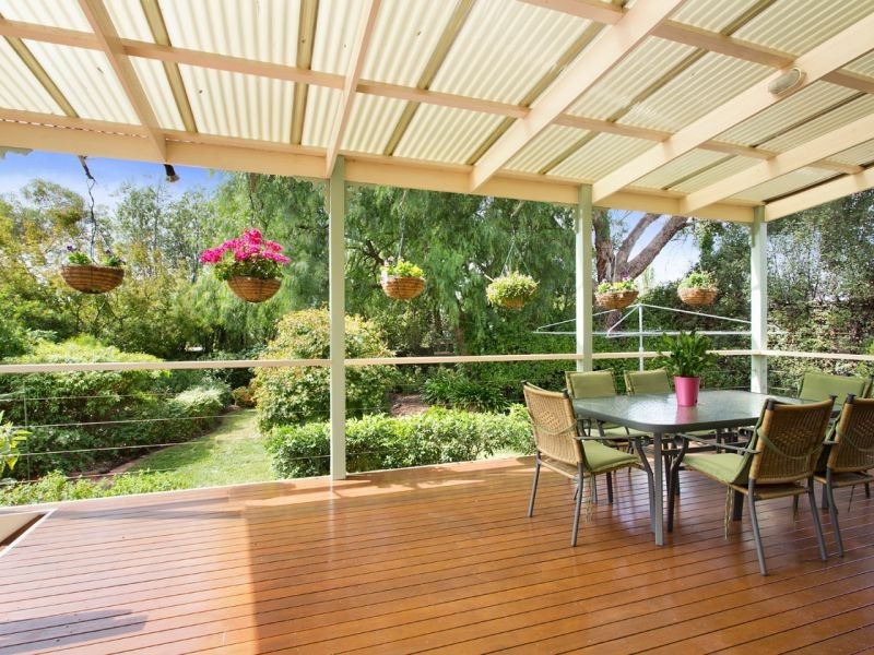 14 Hannaslea Street, Box Hill VIC 3128