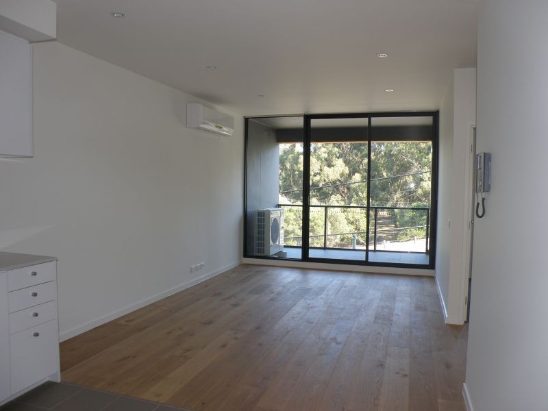 301/154 Elgar Road, Box Hill South VIC 3128