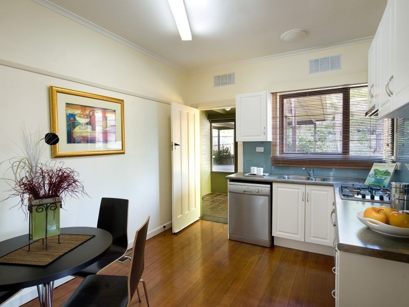 8 Maple Street, Box Hill VIC 3128