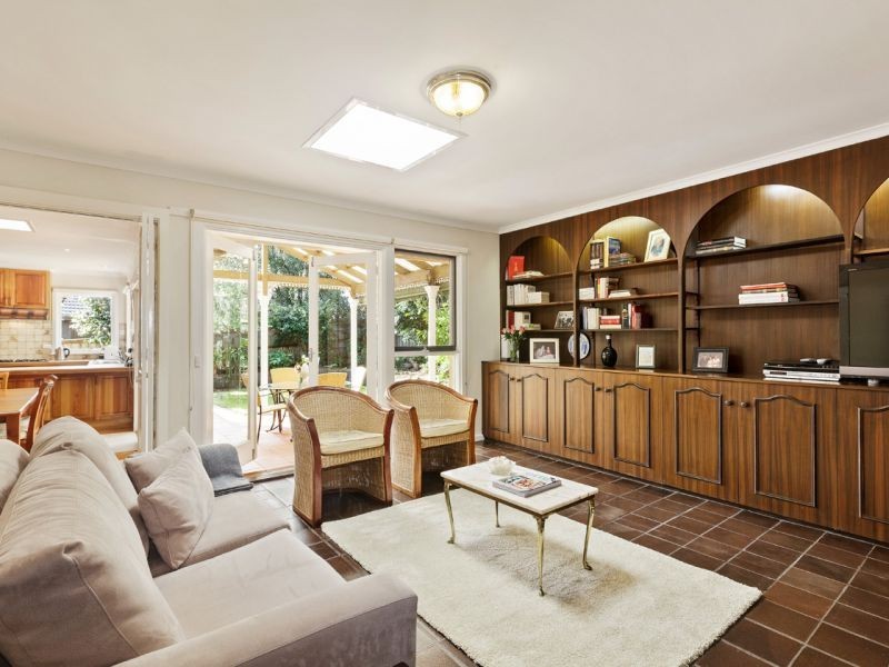 67 Lorraine Drive, Burwood East VIC 3151