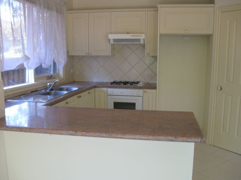 1/18 James Street, Box Hill VIC 3128