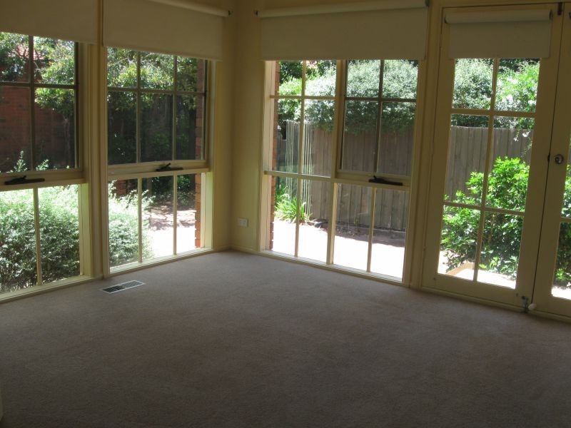 1/648 Elgar Road, Box Hill North VIC 3129