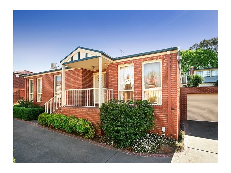 2/99 Severn Street, Box Hill North VIC 3129