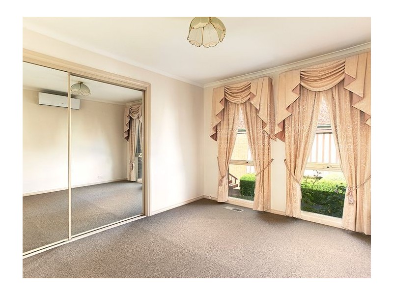 2/99 Severn Street, Box Hill North VIC 3129