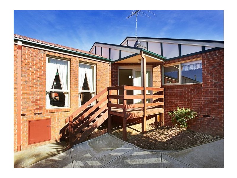 2/99 Severn Street, Box Hill North VIC 3129