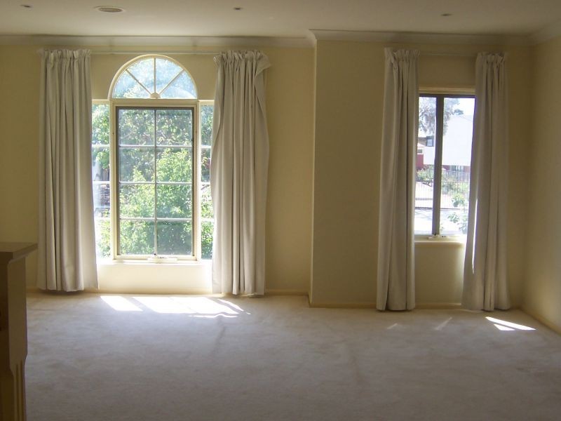 7 Graham Place, Box Hill VIC 3128