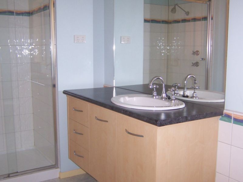 7 Graham Place, Box Hill VIC 3128