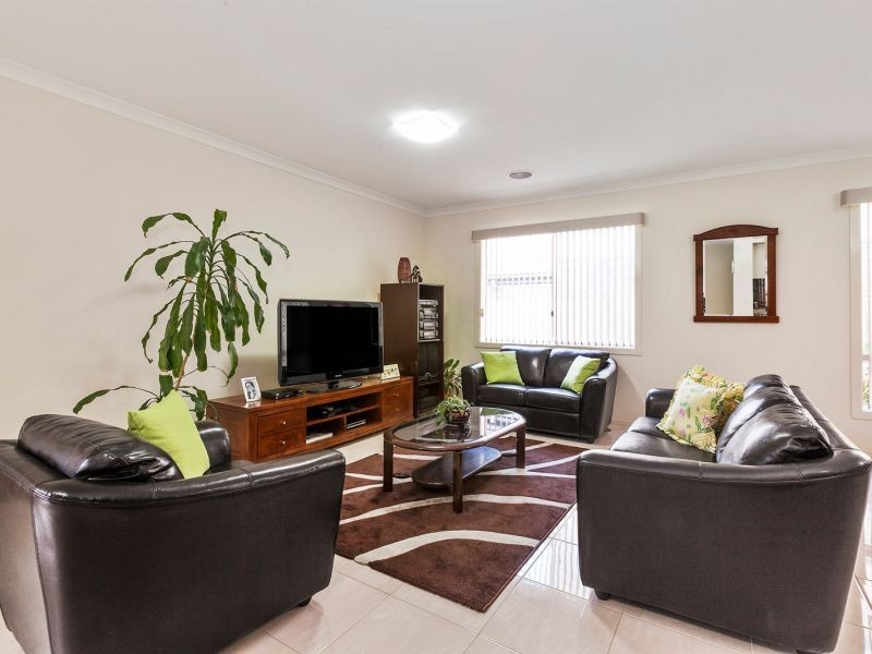 35 Walwa Street, Mitcham VIC 3132