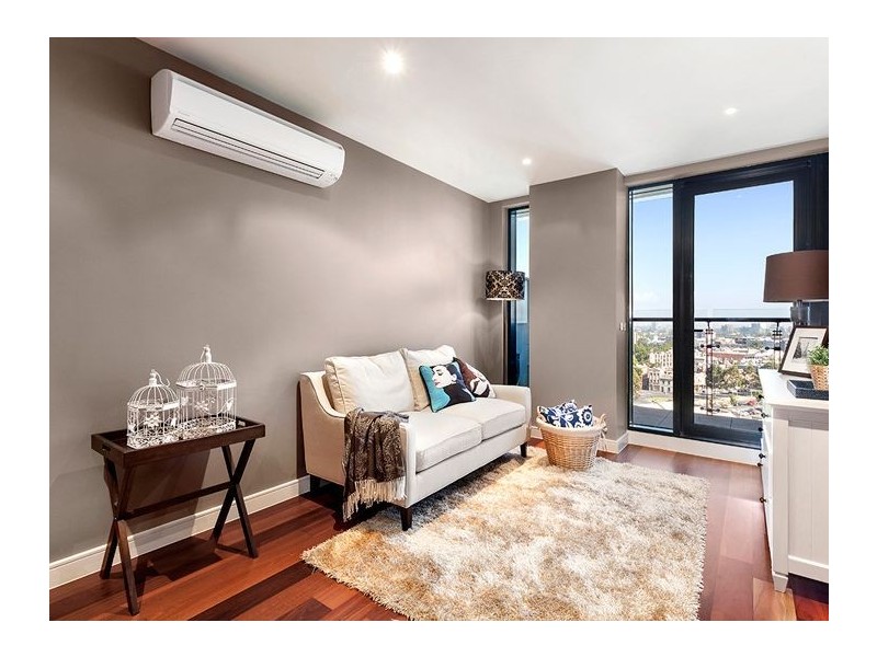 1304/218 A’Beckett Street, Melbourne VIC 3000