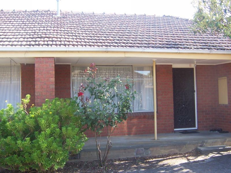2/35-37 Wantirna Road, Ringwood VIC 3134